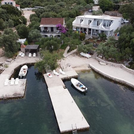 Apartments By The Sea Zuronja, Peljesac - 10137 Brijesta Exterior photo