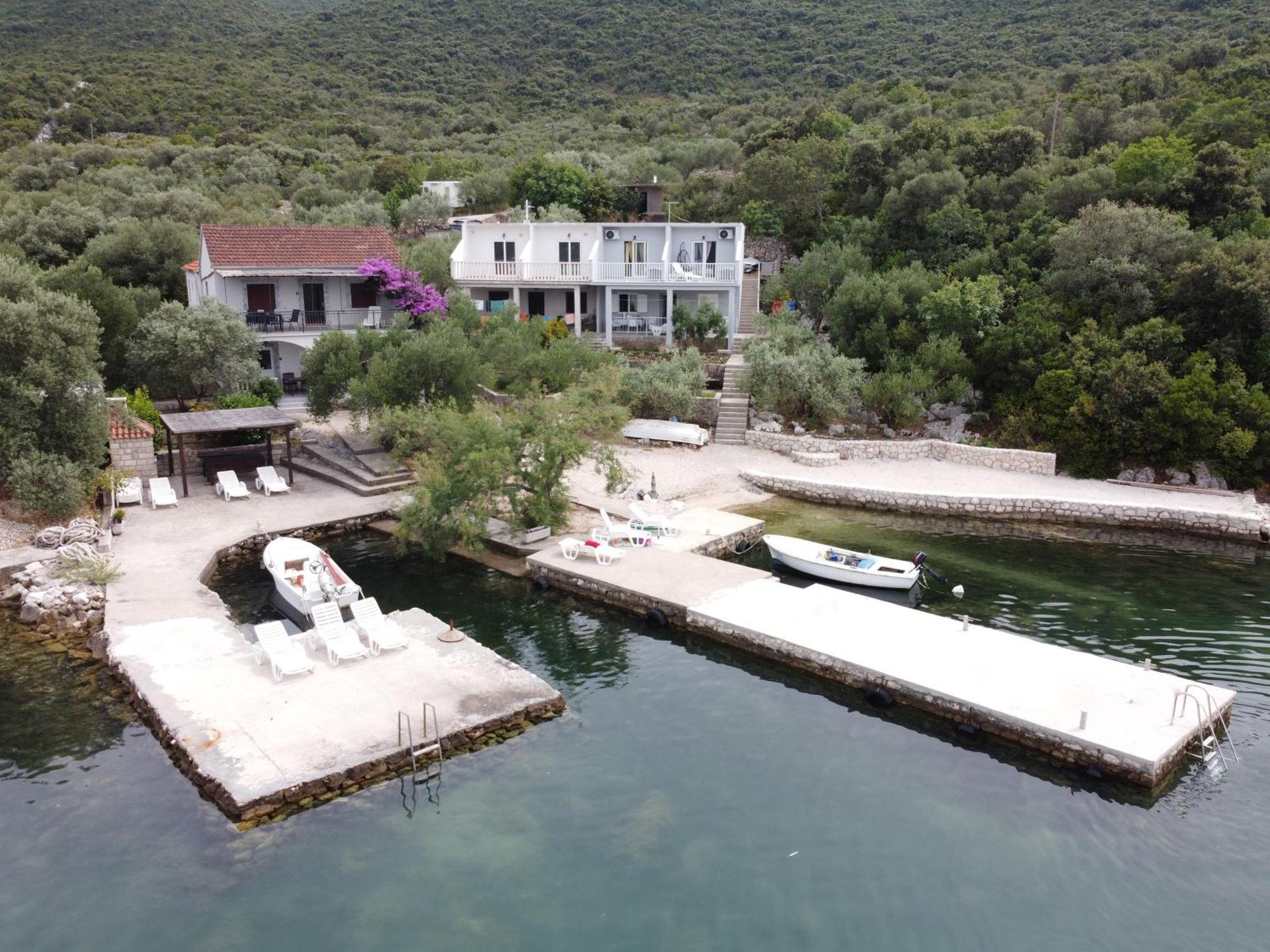 Apartments By The Sea Zuronja, Peljesac - 10137 Brijesta Exterior photo